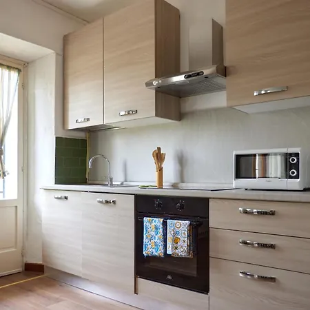 וילה Di Paese - Splendida Vista Maggiore אוג'ביו