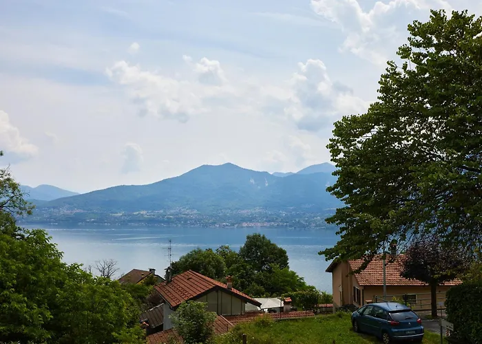 Di Paese - Splendida Vista Maggiore Vila Oggebbio